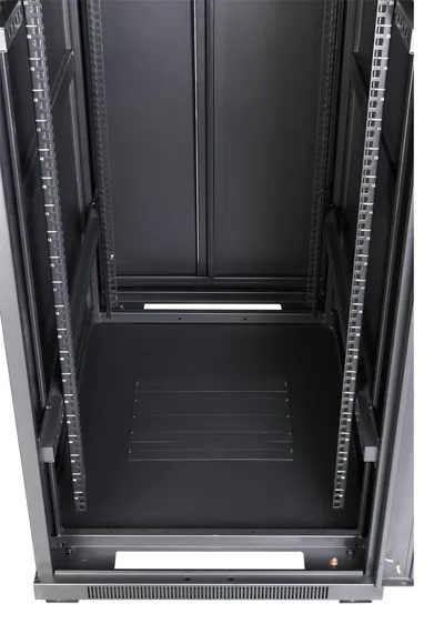 Шкаф коммутационный LANMASTER TWT-CBB-27U-6X8-G1, напольный, 27U, 600×800мм, стеклянная дверь, черный