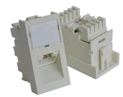 Вставка LANMASTER TWT-SIP-RJ45/F-WH, RJ-45 UTP Cat.5E, 22.5×45 мм, белая